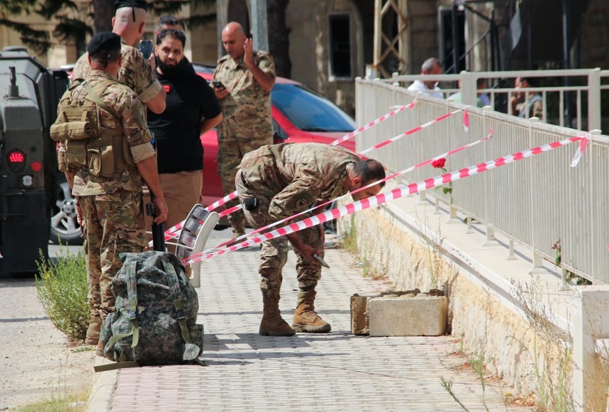 Lübnan'da tansiyon düşmüyor: Ordu, çağrı cihazı ve telsizleri imha ediyor