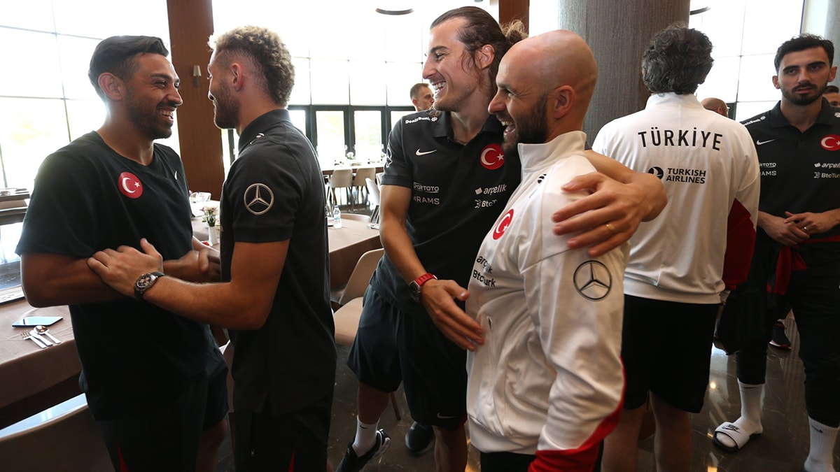 A Milli Takım Galler ve İzlanda maçları için hazırlıklarına başladı