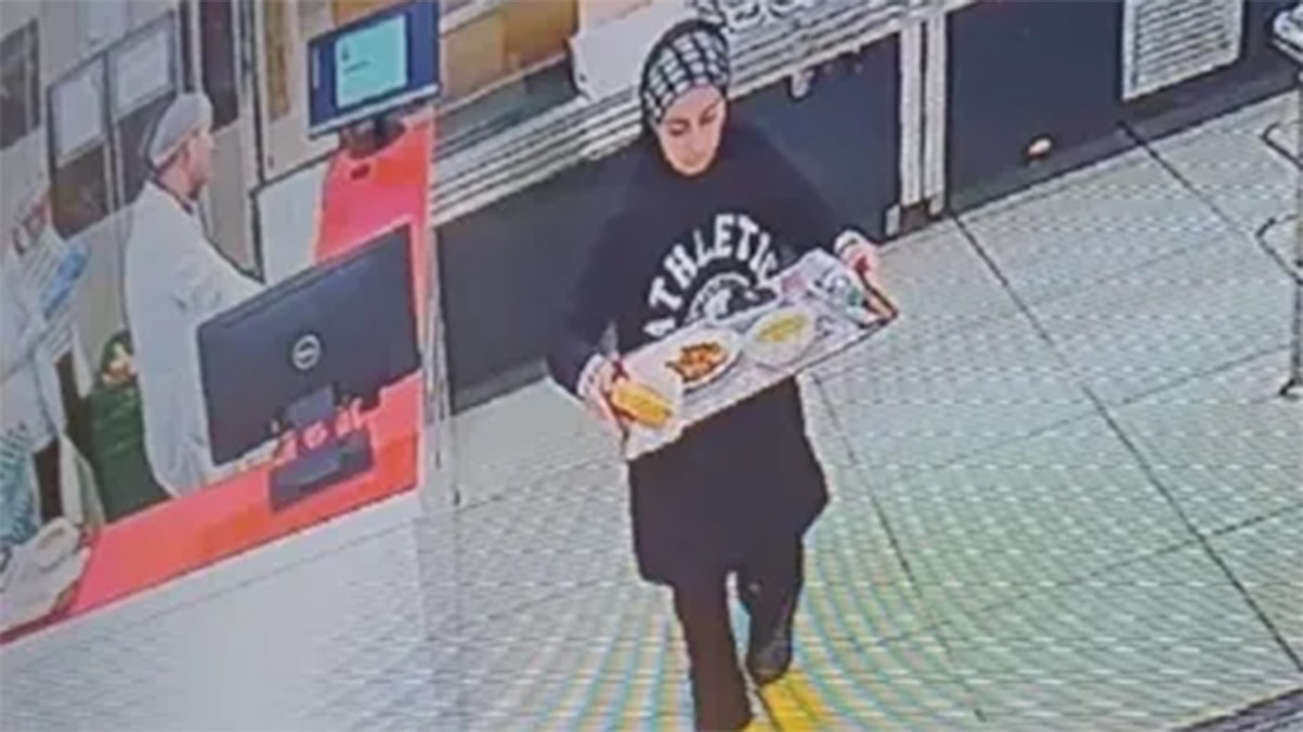 Üniversiteli Rojin nerede?