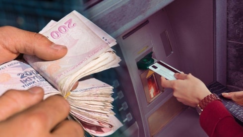 O tuşa basmayın! "Alacağınız var" yalanıyla hesabınızı boşaltıyorlarTelefonda kendilerini banka görevlisi olarak tanıtan dolandırıcıların son numarası “Caller ID Spoofing” oldu. Telefondaki tuş takımıyla şifresini paylaşan vatandaşlar saniyeler içinde tüm birikimini kaybediyor. Yargıtay’ın emsal kar