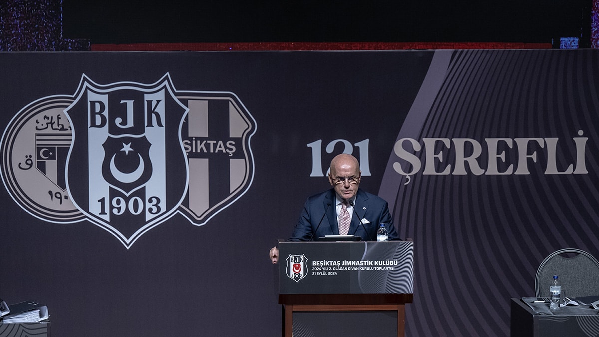 Tevfik Yamantürk'ten Ahmet Nur Çebi yönetimine eleştiri: "Kime para ödemek için bu parayı ödediniz?"