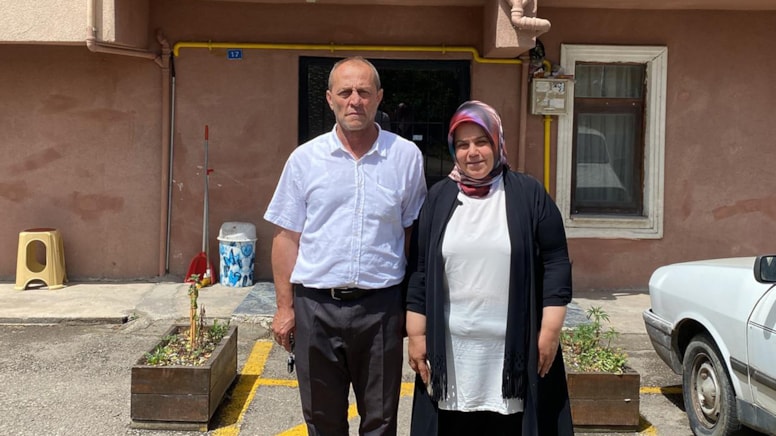 Karabük'te fıkra gibi olay: Mazbatası iptal edilen eşinin yerine seçilen kadının da muhtarlığı düşürüldü