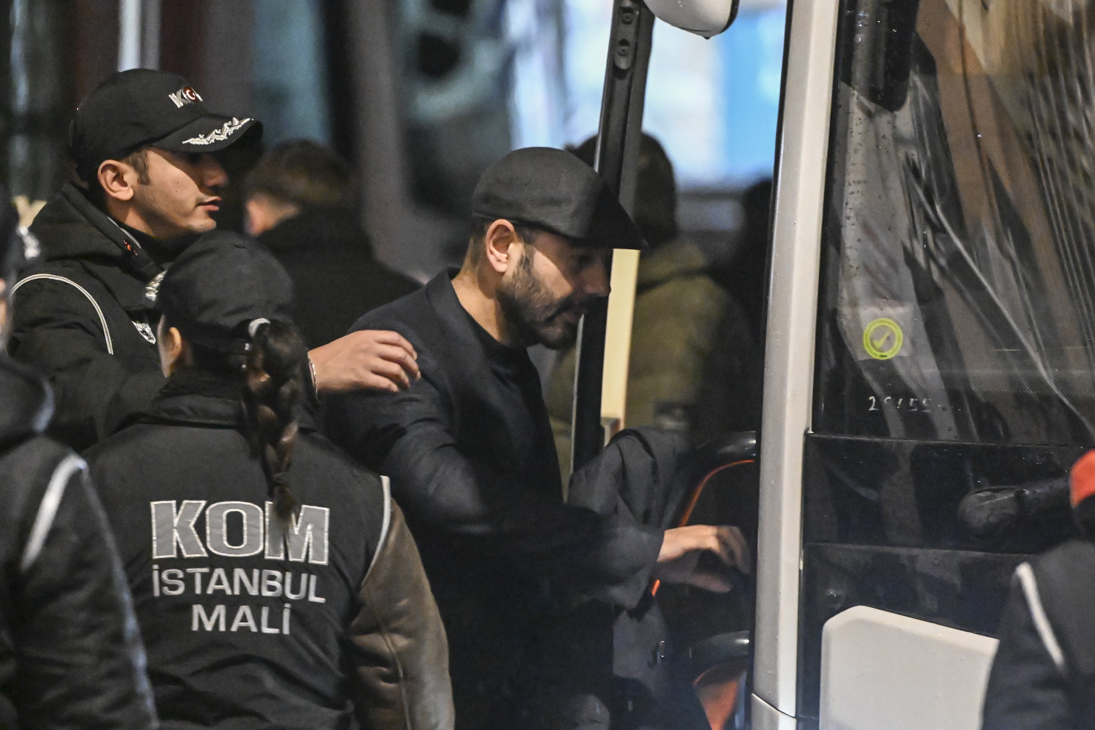 MHP'den Rıza Akpolat'ın tutuklanmasına ilişkin açıklama