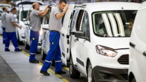 Otomobil devi 270 bin aracını geri çağırıyor