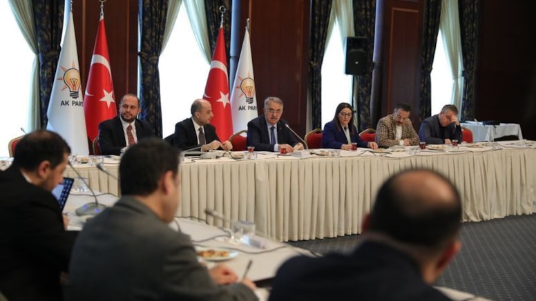 AKP'den 3. Anayasa Çalıştayı