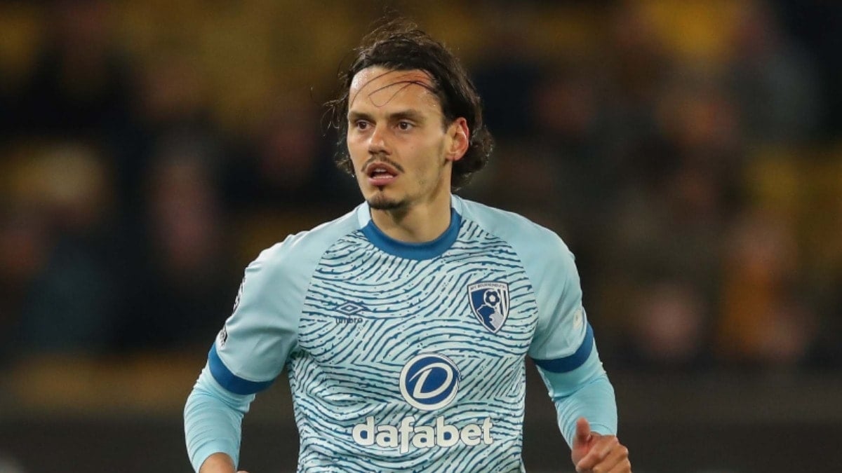 Enes Ünal ameliyat oldu