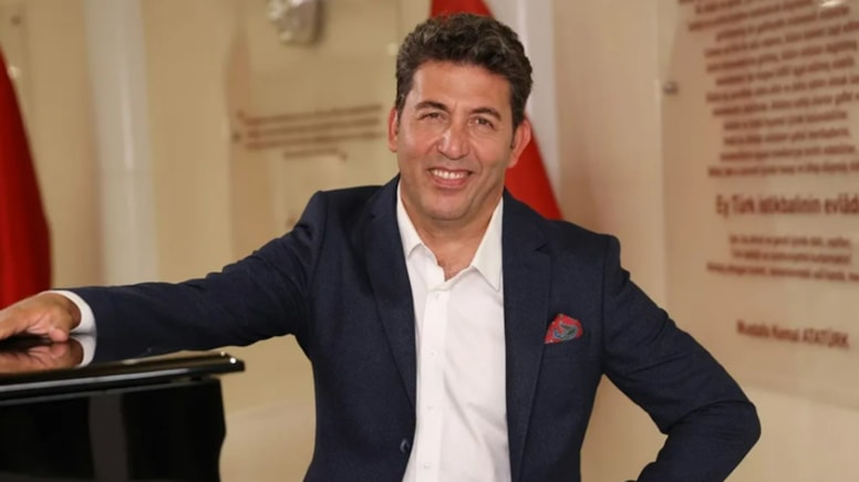 Ünlü oyuncunun yeni mesleği belli oldu