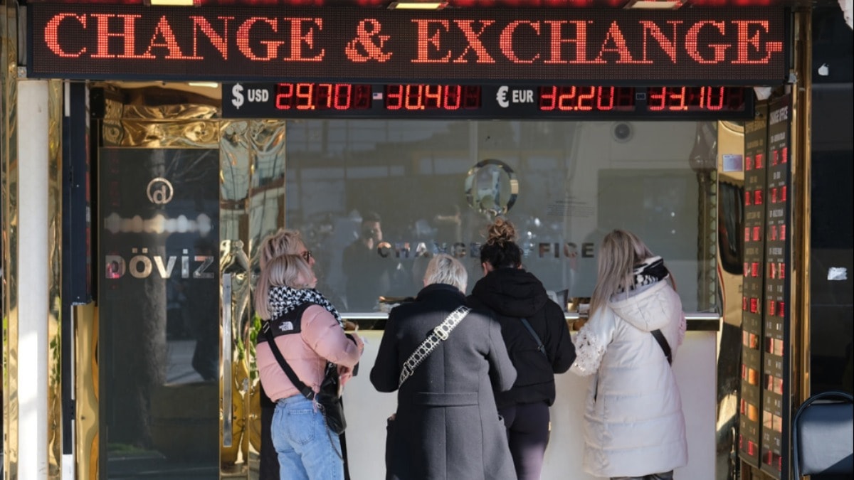Faize rağmen dövizi bırakmadık