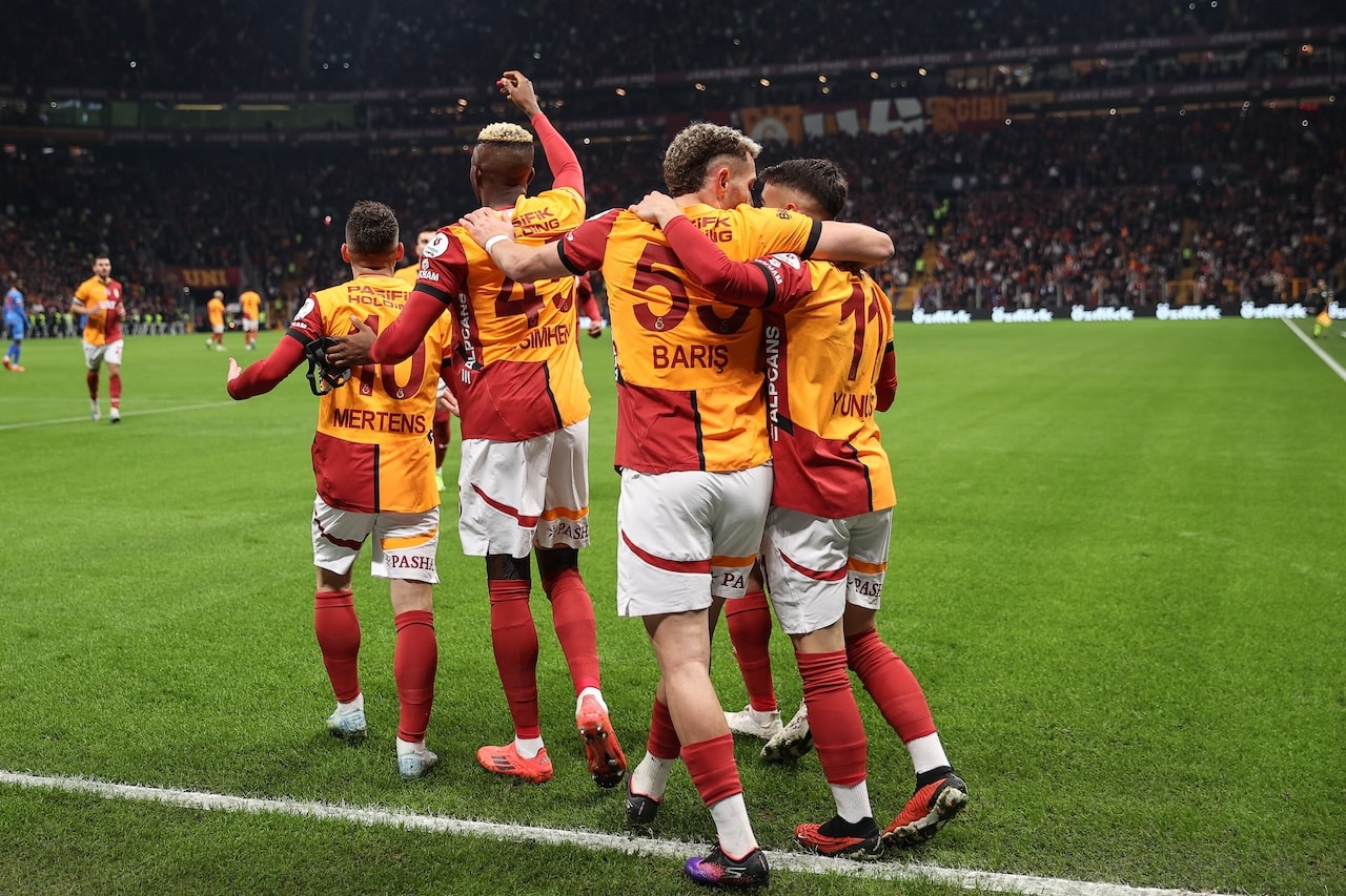 Galatasaray kaldığı yerden devam! Göztepe engelini de aştı