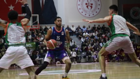 Anadolu Efes Yalovaspor Basketbol deplasmanında '100'ledi