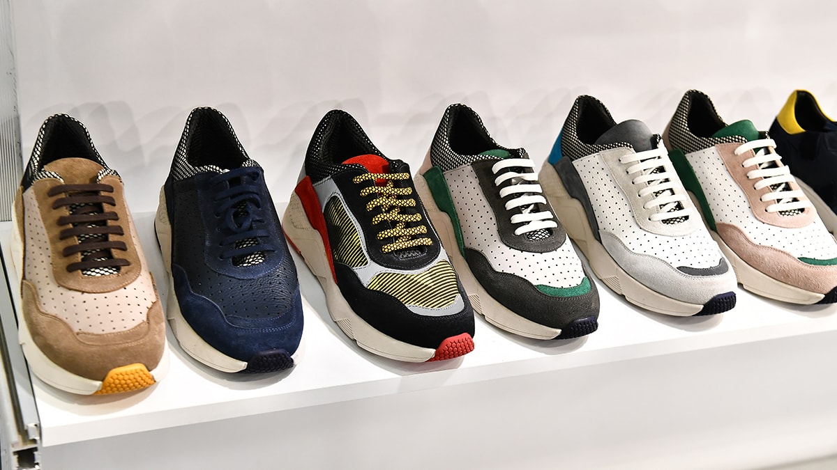 Ayakkabı devi iflas etti!