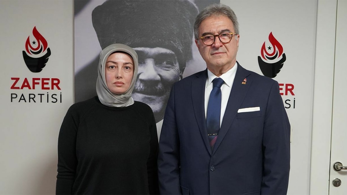 Ayşe Ateş'ten Zafer Partisi'ne ziyaret