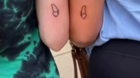 Dövmesini görünce 1 saat boyunca ağladı