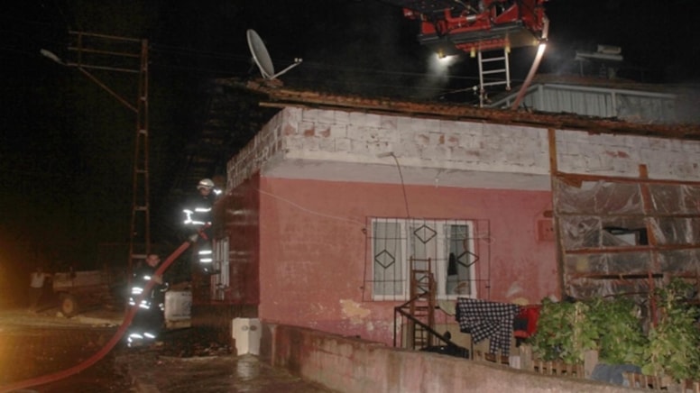 Samsun'da bir evde yangın çıktı, bir kişi yaralandı