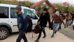 Edirne'de Afganistan ve Pakistan uyruklu 12 düzensiz göçmen yakalandı