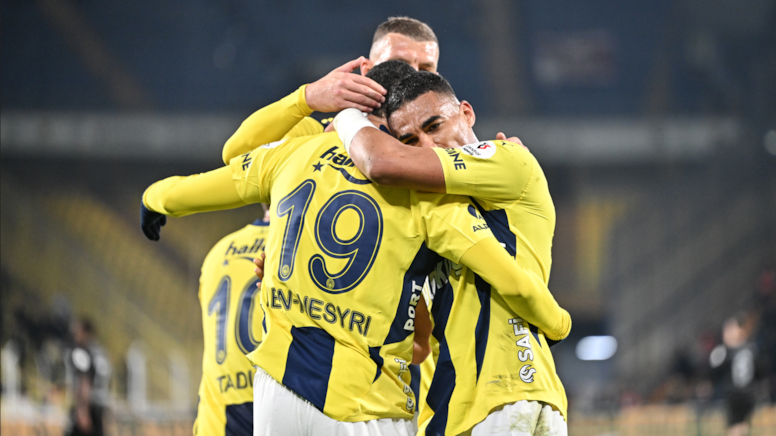 Fenerbahçe, ikinci perdeyi 3 puanla açtı