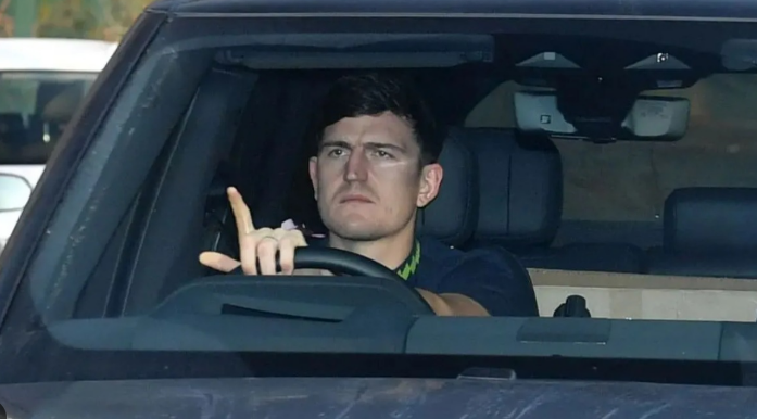 Harry Maguire ehliyetini kaptırdı! Cezaya doymadı...