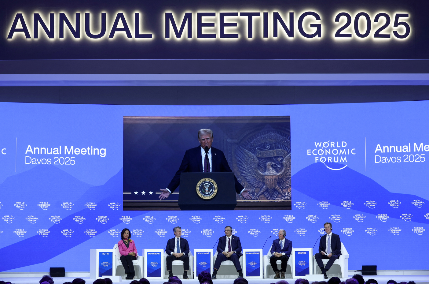 Trump, Davos'tan seslendi: 'Savaşı bitirmeye hazırız'