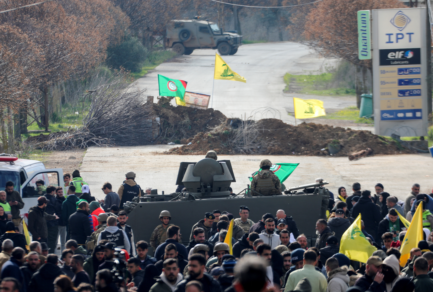 Lübnan'dan çekilmeyi reddeden İsrail, evine dönmek isteyen 15 kişiyi öldürdü
