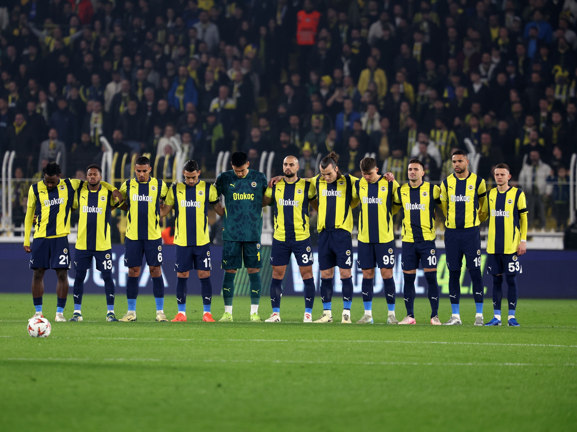 Göztepe maçına derbi primi