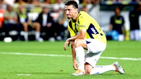 Mert Hakan Yandaş'ın antrenmanda eli kırıldı!