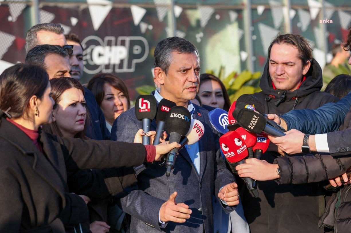Özel'den flaş seçim çıkışı: 'Getir sandığı adayımız hazır!'