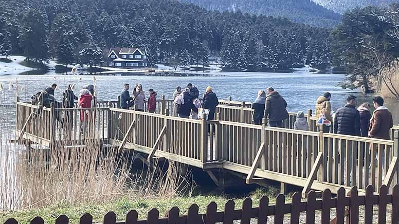 Gölcük Tabiat Parkı'nda yarıyıl tatili yoğunluğu