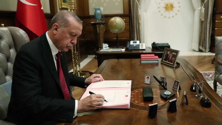 Erdoğan 2022'den beri imzalamıyor: Halk sabırsızlıkla o kararı bekliyor