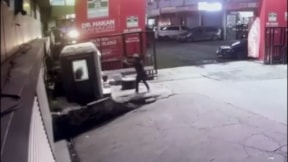 Bekçi kulübesini kurşun yağmuruna tuttu