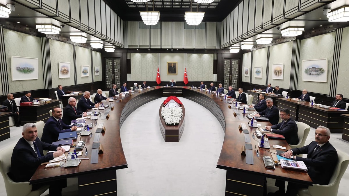 Ankara kulisleri karıştı: Öne çıkan bakanın yerine Berat Albayrak mı geliyor?