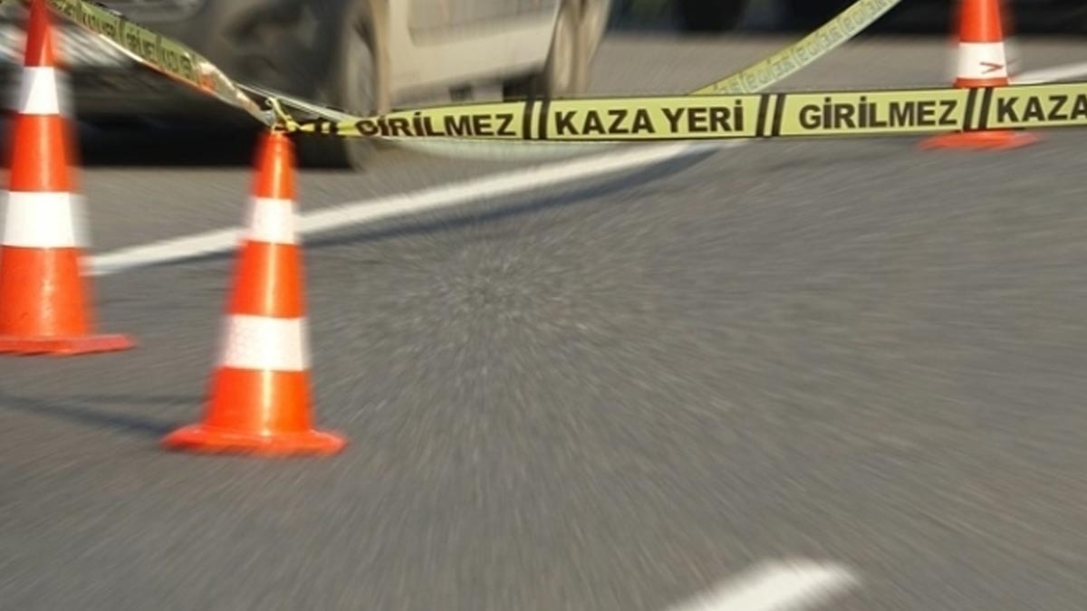 Tarla yolunda feci kaza