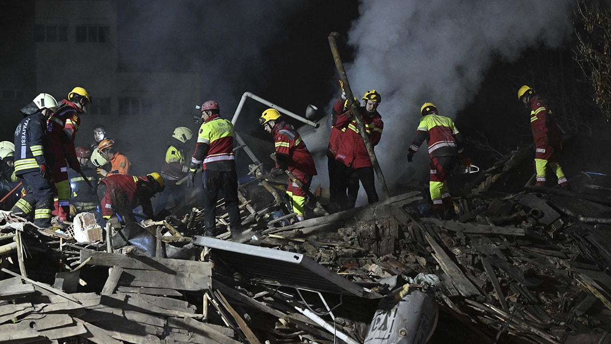 Cumhurbaşkanı Yardımcısı: Kentsel dönüşümün hız kazanması gerekiyor
