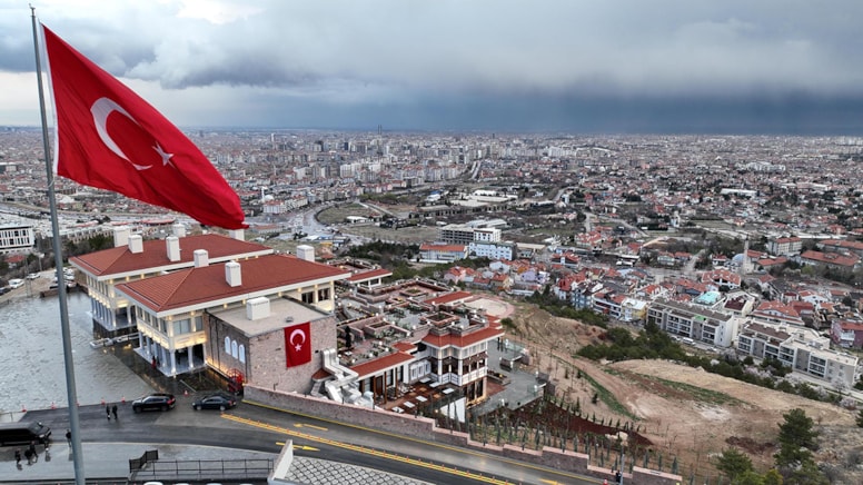Çöken bina sonrası Konya’yla ilgili korkutan açıklama