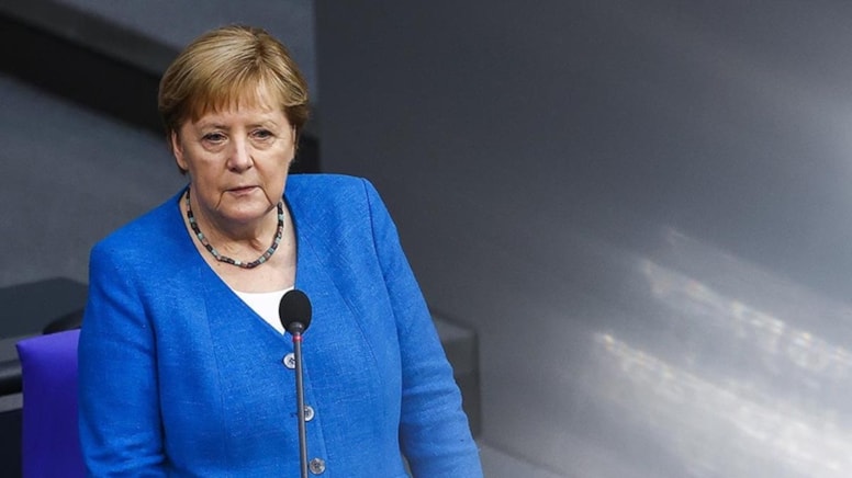 Efsane başbakan Merkel, aşırı sağ ittifakına kızdı: 'Partim sözünü tutmadı endişeliyim'