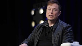 Elon Musk'ın hayatınızı değiştirmek için önerdiği 5 kitabı neredeyse hiçbir Türk okumamış!