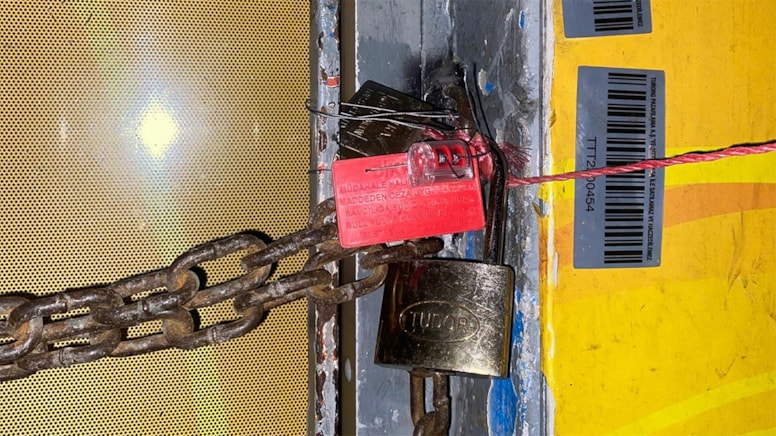 Denetimlerde 11 otel daha mühürlendi