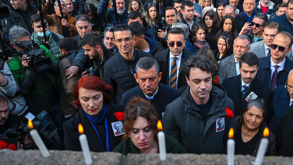 Uğur Mumcu katledildiği yerde anıldı