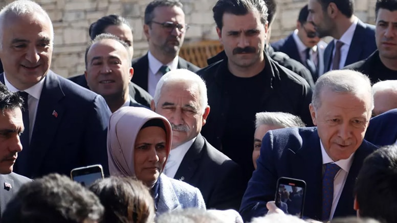 Erdoğan'dan sürpriz İbradı ziyareti! Turizm Bakanı'na açık destek mi verdi?