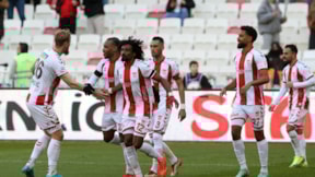 7 gol, 2 kırmızı kart çıkan maçta gülen Sivasspor