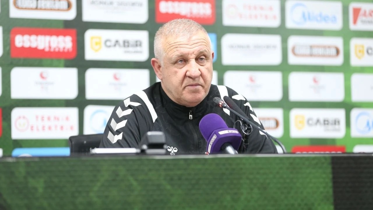 Sakaryaspor'da Mesut Bakkal dönemi sona erdi