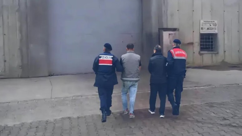 Sakarya'da uyuşturucu operasyonunda 3 kişi tutuklandı