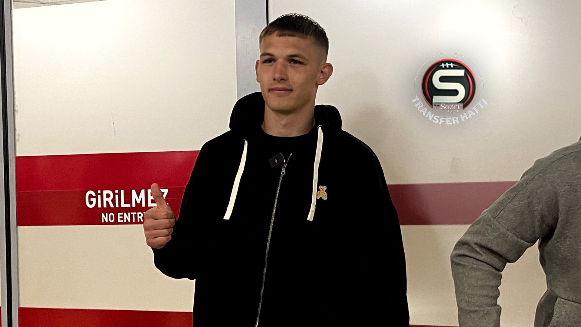 Trabzonspor'un yeni yıldızı, bir sonraki transferi açıkladı!