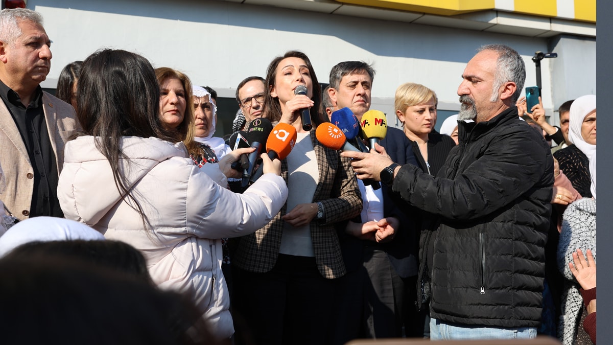 DEM Parti Eş Genel Başkanı'ndan dikkat çeken çıkış