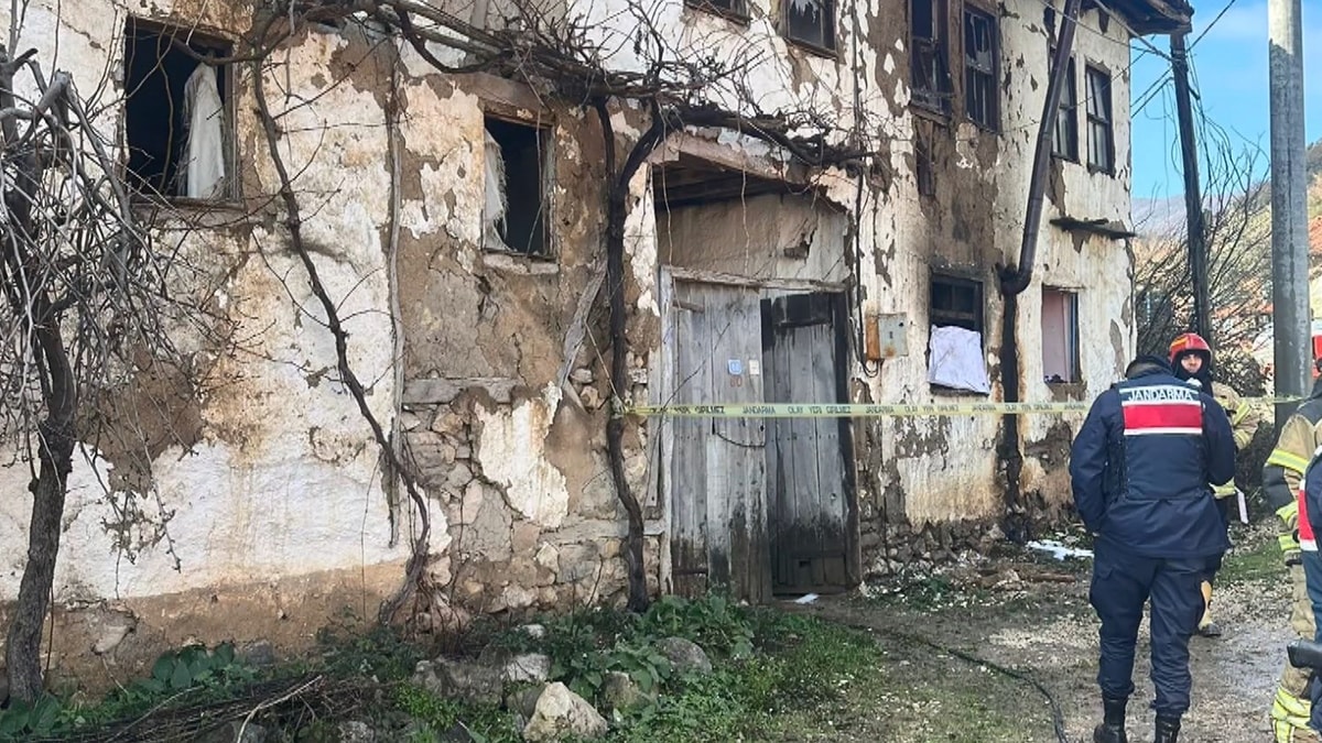 Yalnız yaşıyordu! Evde çıkan yangında can verdi