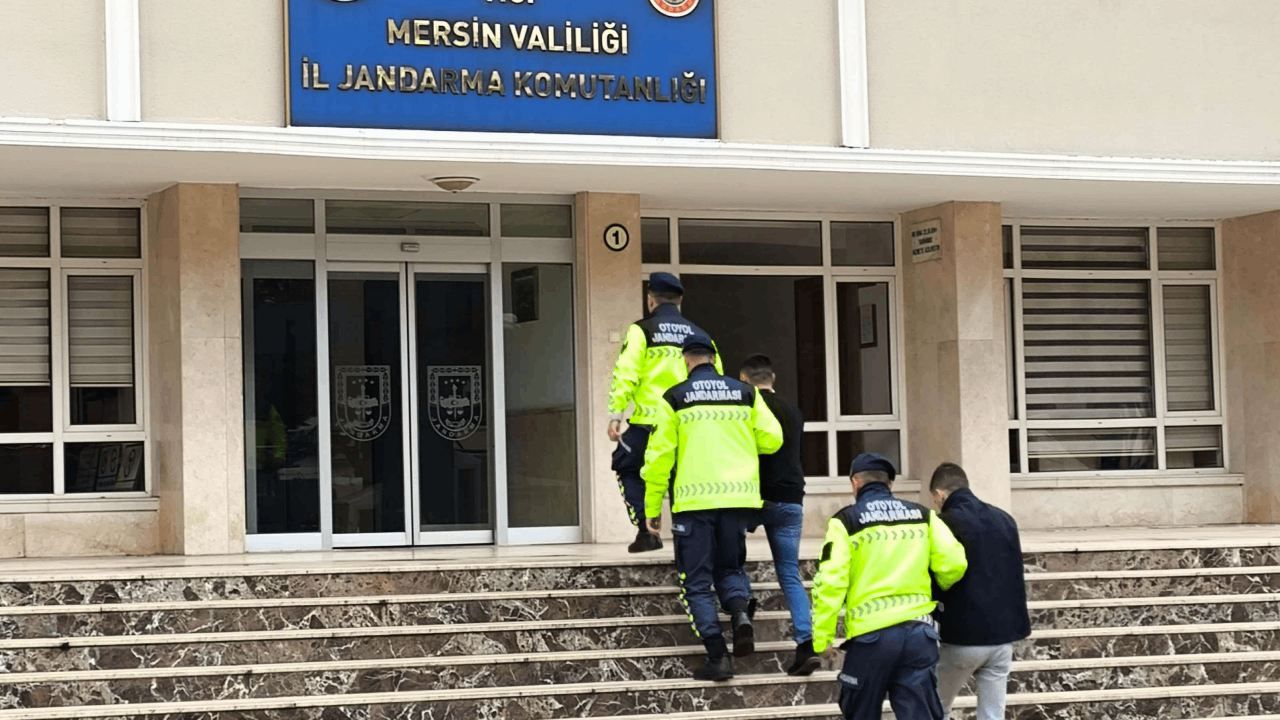 Mersin'de gasp: önce darp sonra hırsızlık