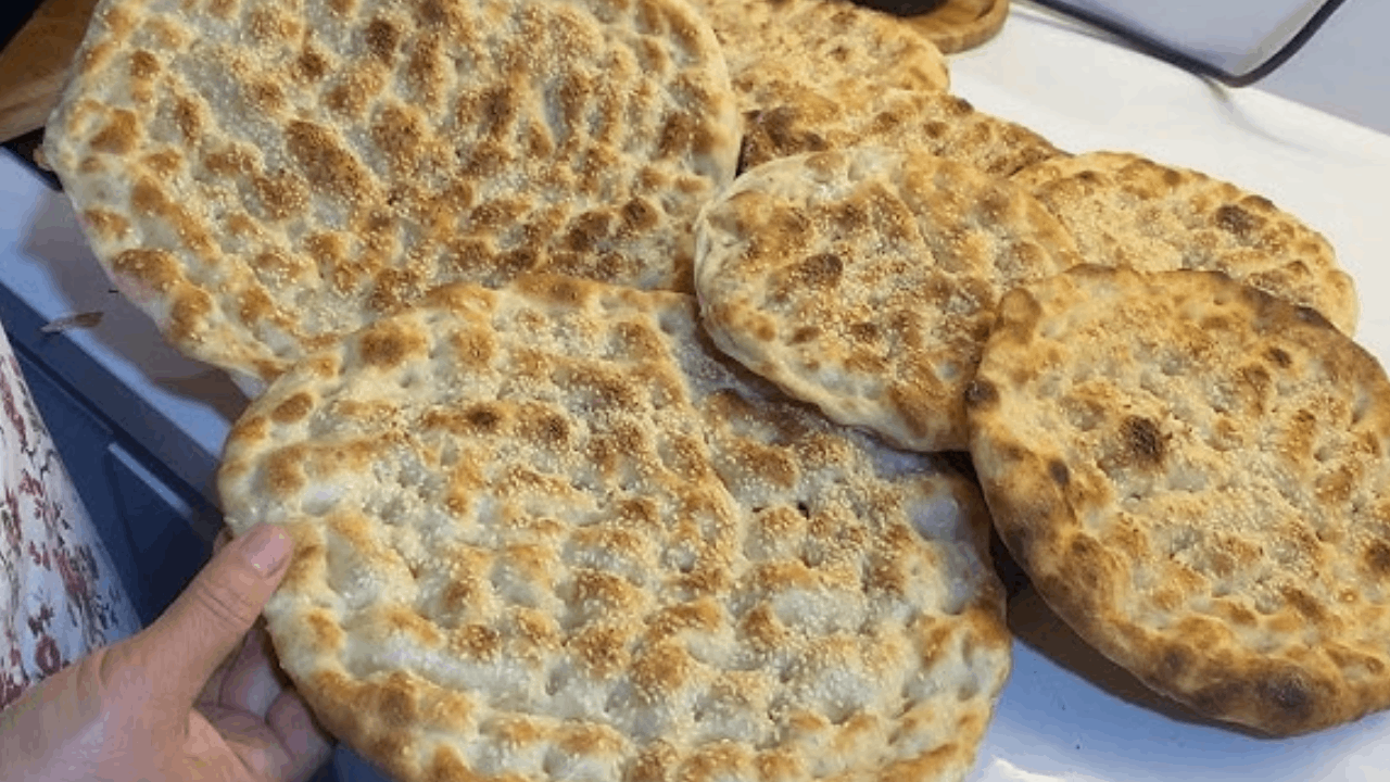 Binlerce uyuşturucuyu pide ekmeğiyle gizlemişler