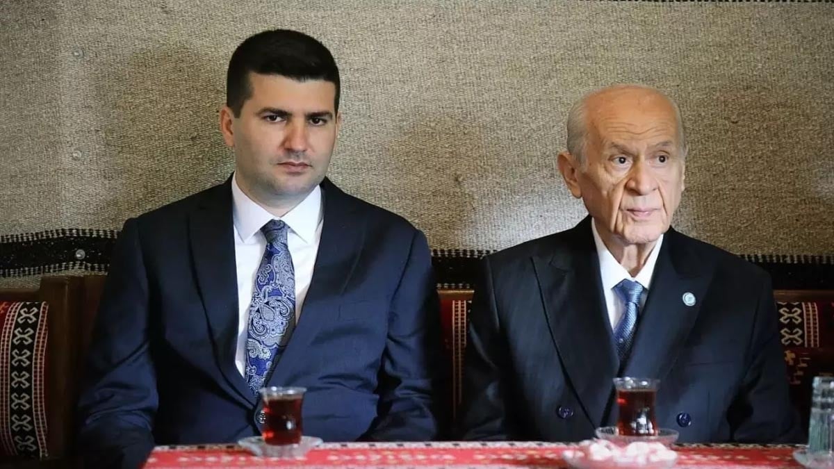 Ülkü Ocakları Başkanı'ndan Ümit Özdağ'a tehdit gibi paylaşım: 'Çakalın akıbeti parçalanmaktır’