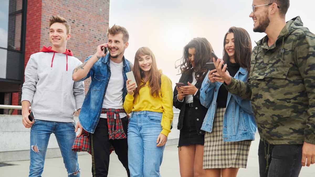 Z Kuşağı Japonya'yı kopyaladı: Gençler barlar yerine yeni bir alternatif buldu