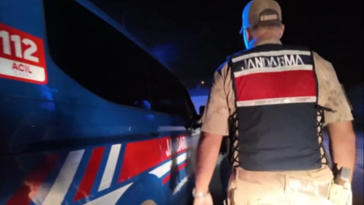 Jandarma'dan 32 ilde FETÖ operasyonu!
