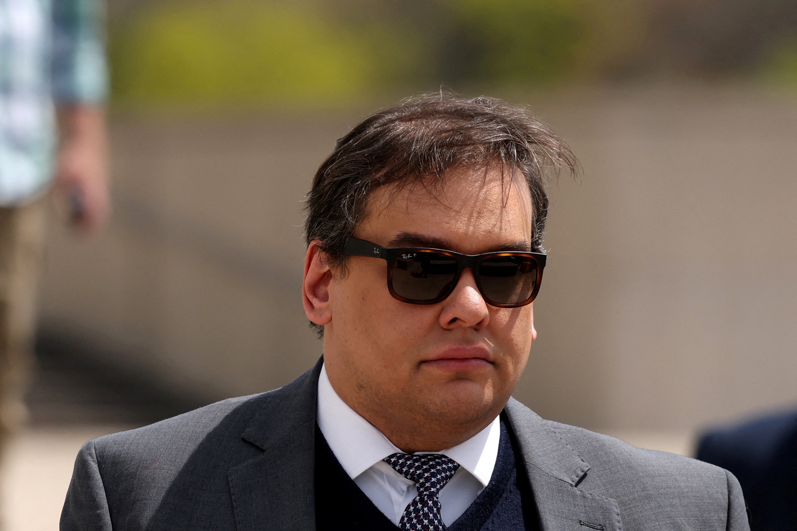 Trump, yolsuzluk yapan dostunu hapishaneden kurtardı